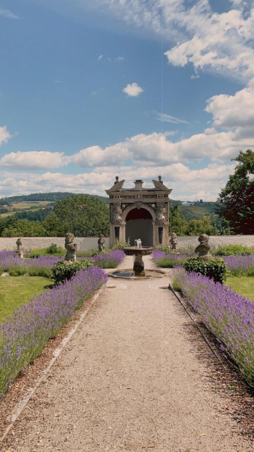 Gaestehaus Maelzerei Auf Schloss Neuburg Am Inn Luaran gambar