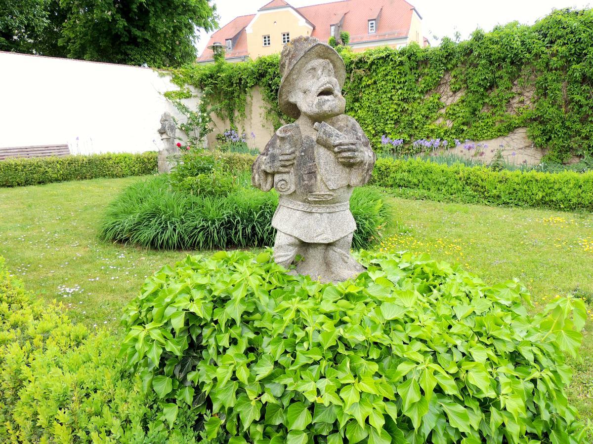 Gaestehaus Maelzerei Auf Schloss Neuburg Am Inn Luaran gambar